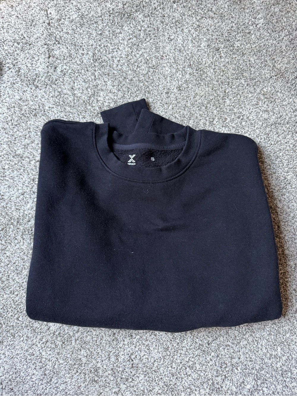 Women’s Black Crewneck Sweatshirt